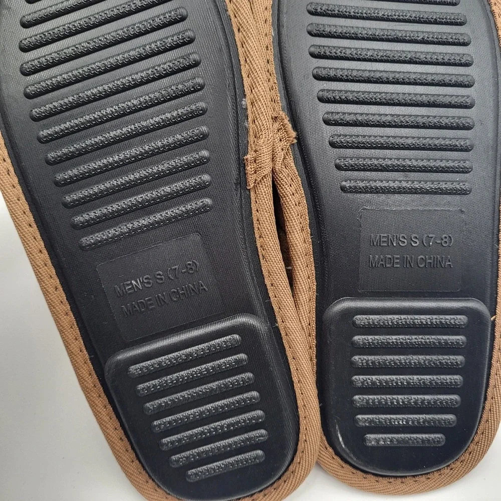 Iowa Hawkeyes Flannel Lined Suede Scuff Slippers‎ FOCO Mens Small 7-8 Women 9-10